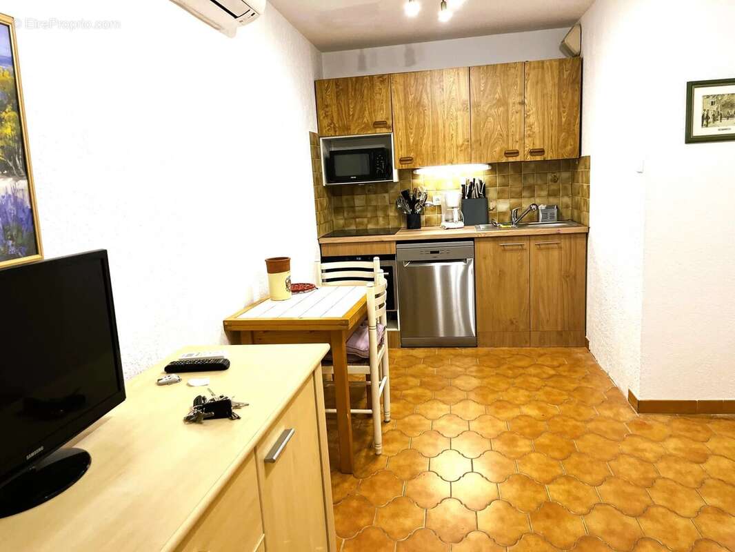 Appartement à LA LONDE-LES-MAURES