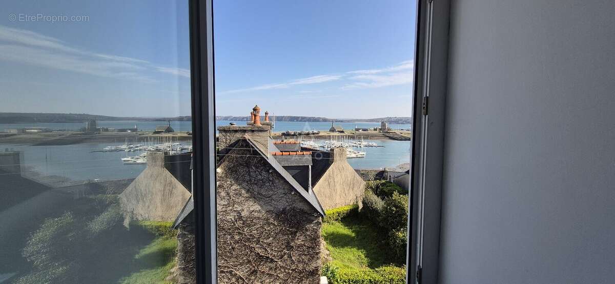 Maison de caractère en pierre avec vue mer  3 logements indépendants au cur de Camaret-sur-Mer - photo 2