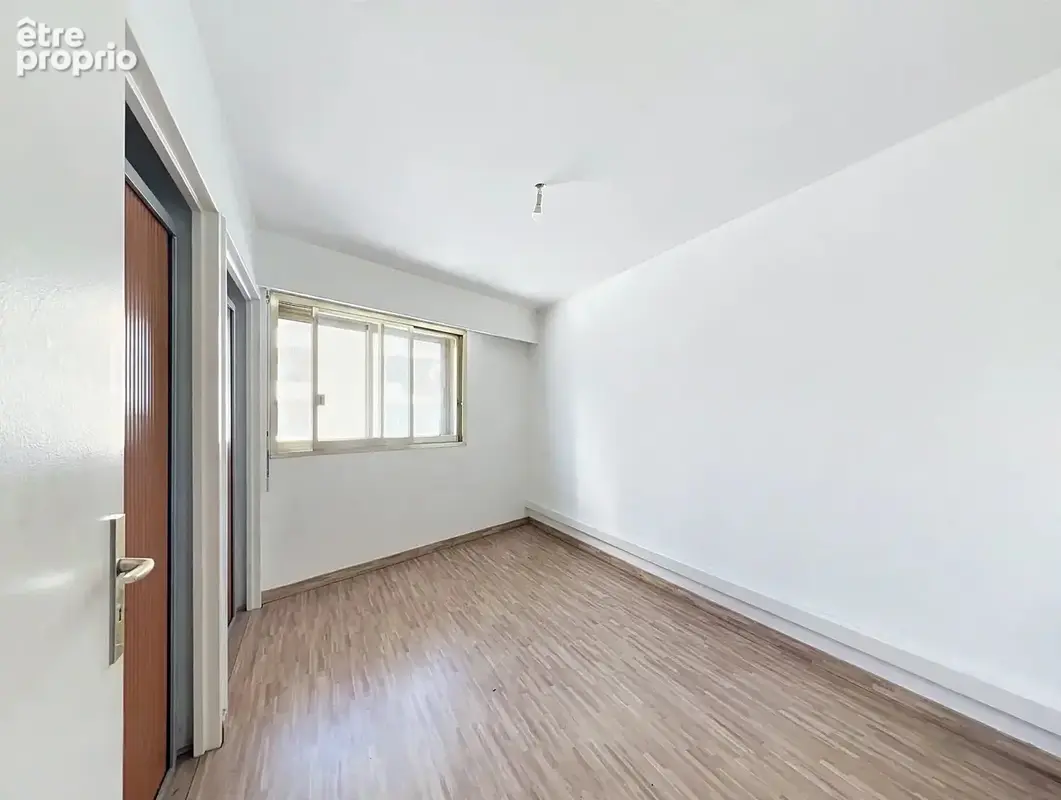 3 pièces 65,29 m² à Antibes avec cave et parking - photo 2