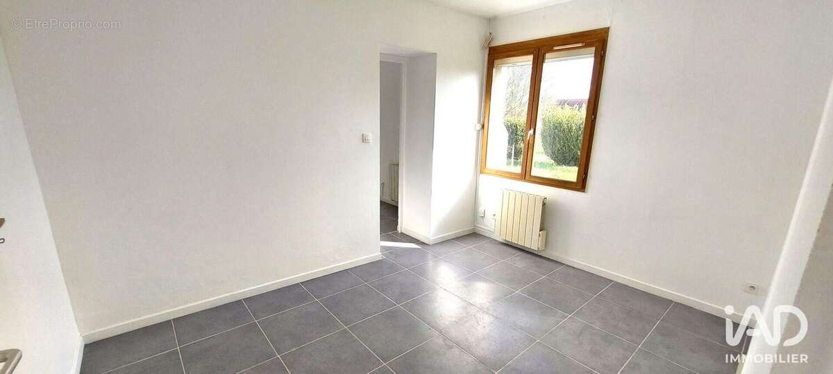 Maison 92 m² à Collemiers  - photo 5