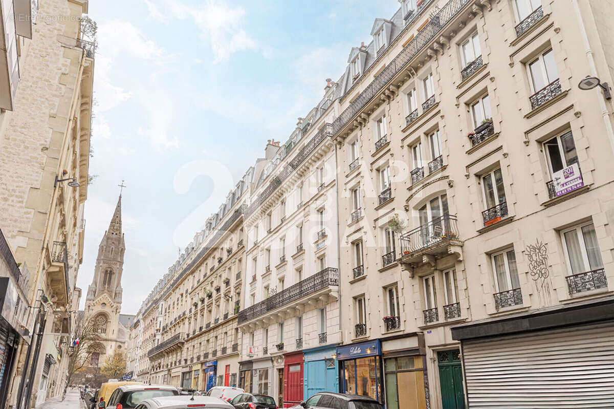 Appartement à PARIS-20E