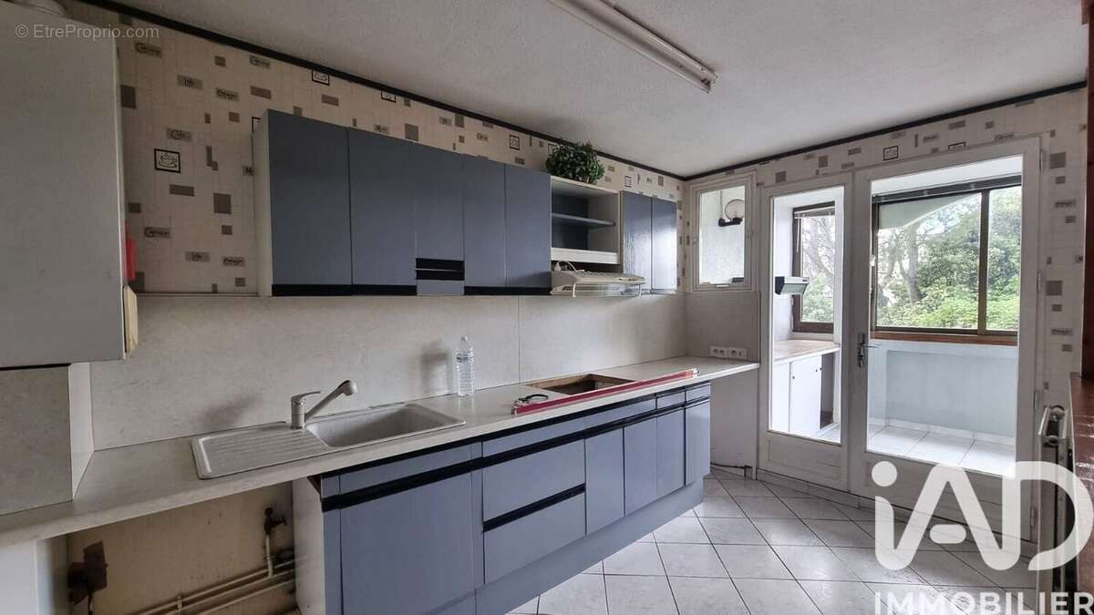 Photo 4 - Appartement à CHATEAURENARD