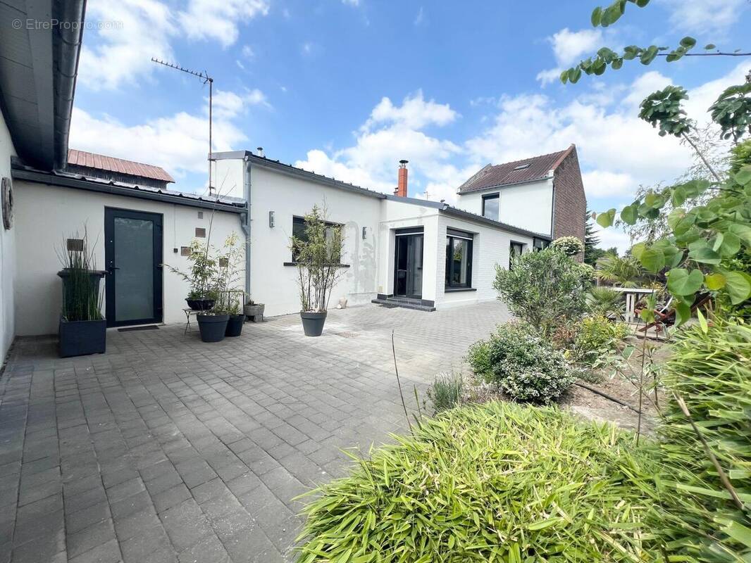 Photo 1 - Maison à CARVIN