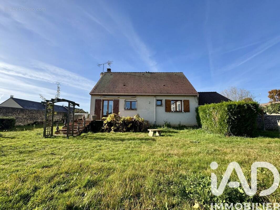 Photo 1 - Maison à BOUVILLE