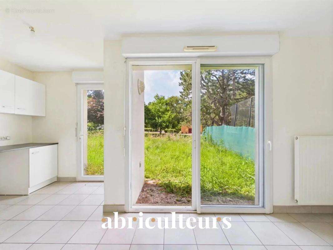 Appartement à BOUGUENAIS