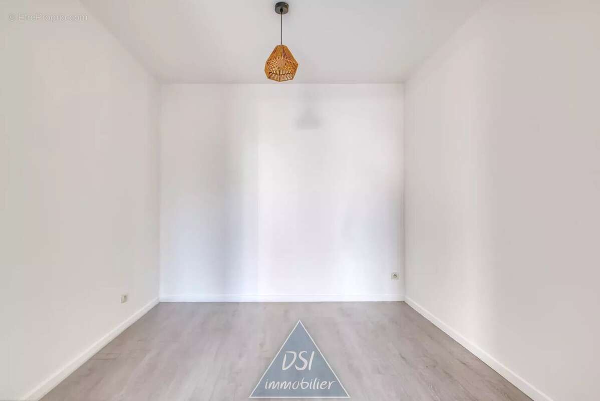 Appartement à VAULX-EN-VELIN