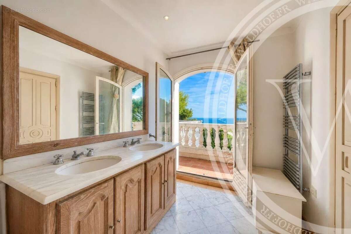 Maison à SAINT-JEAN-CAP-FERRAT
