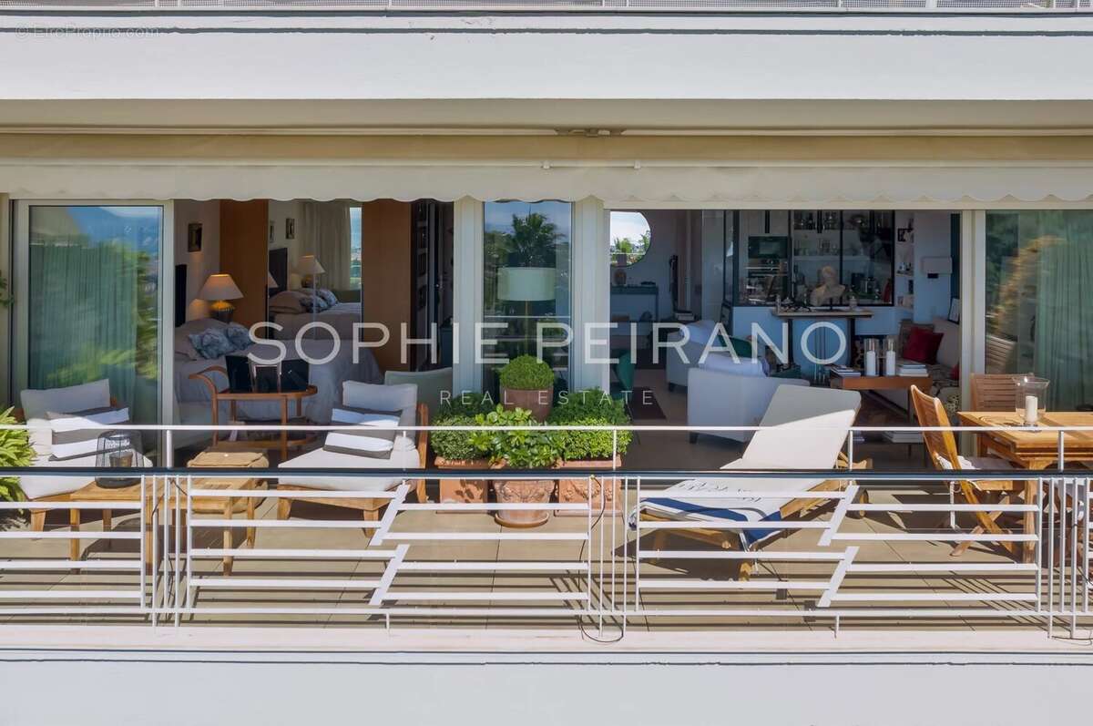Appartement à CANNES