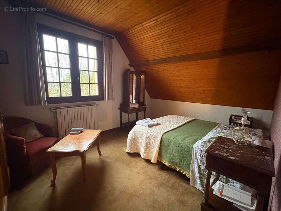 Maison à SAINT-HILAIRE-LES-PLACES