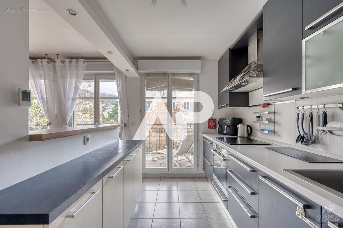 Appartement à RUEIL-MALMAISON