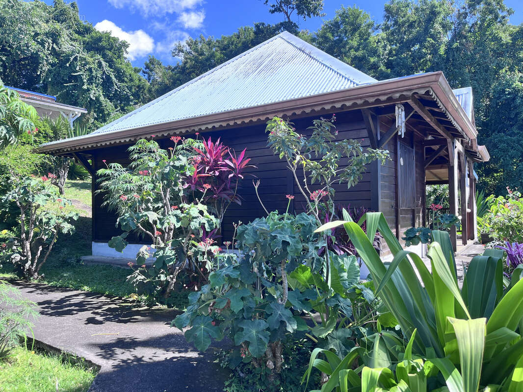 Maison à POINTE-NOIRE