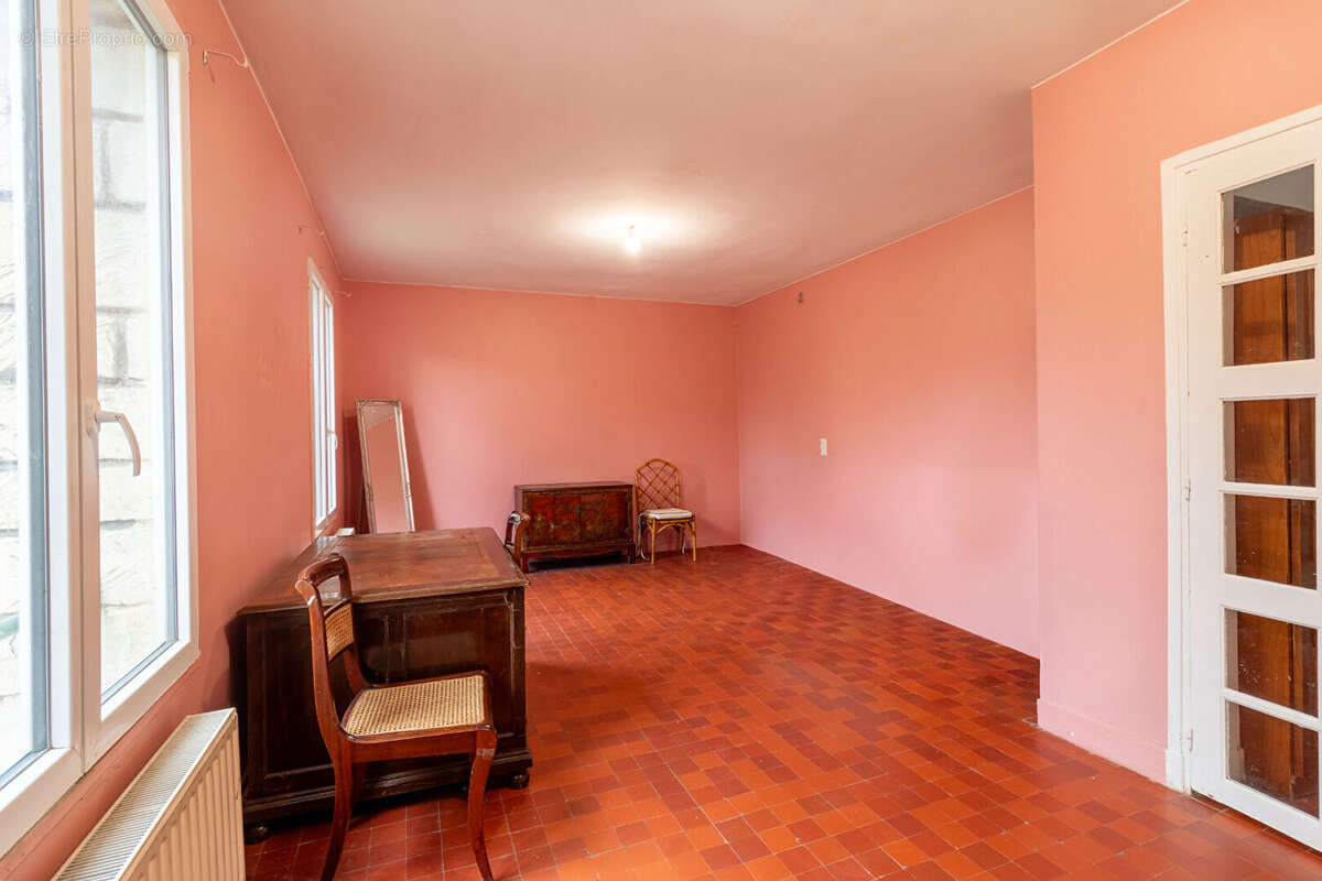 Maison à SARTROUVILLE