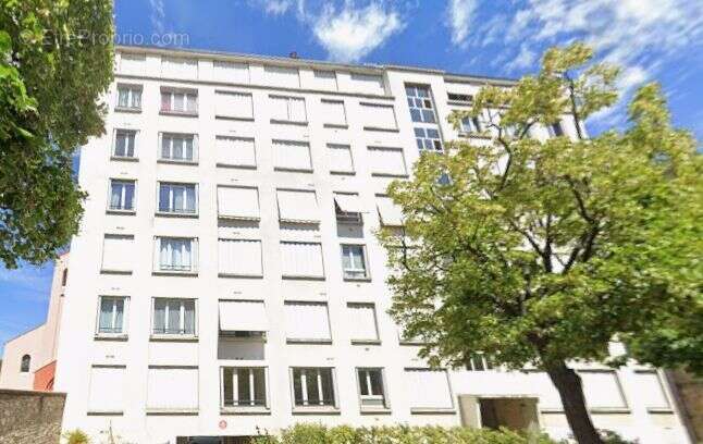 Appartement à ISSY-LES-MOULINEAUX