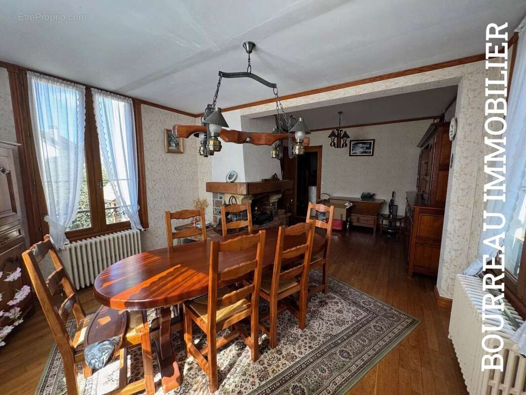 Maison à JOIGNY