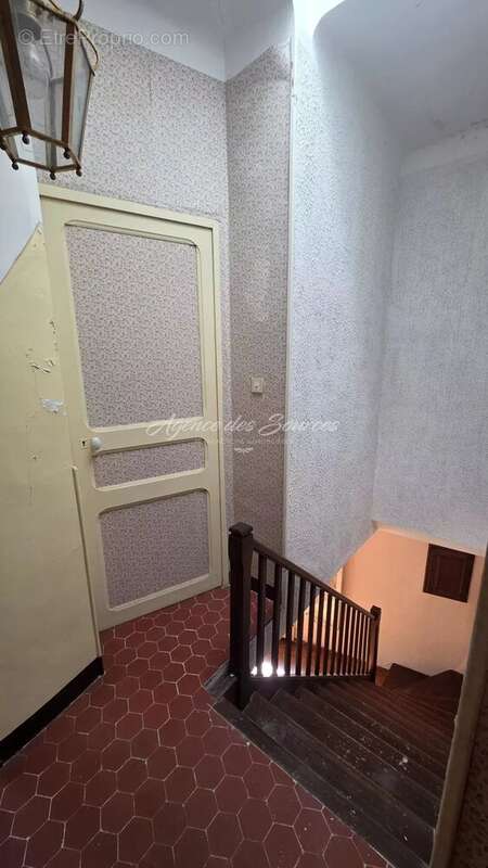 Maison à TAVERNES