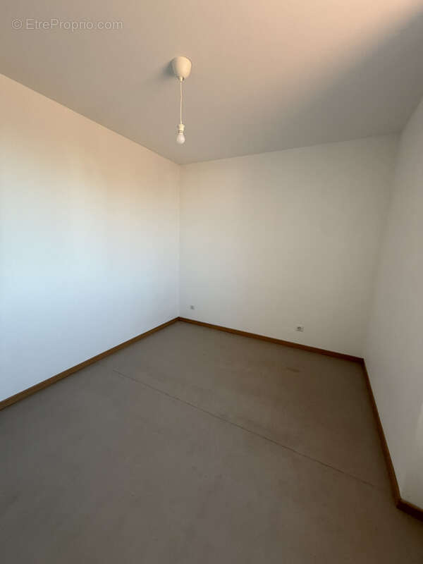 Villa de trois chambres proche du centre ville 104 m2 - photo 12