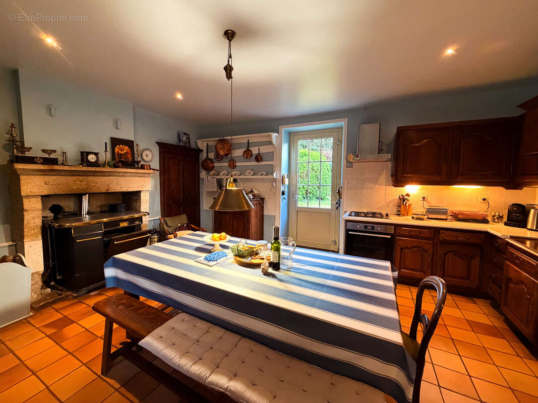 Maison à RAZAC-SUR-L'ISLE