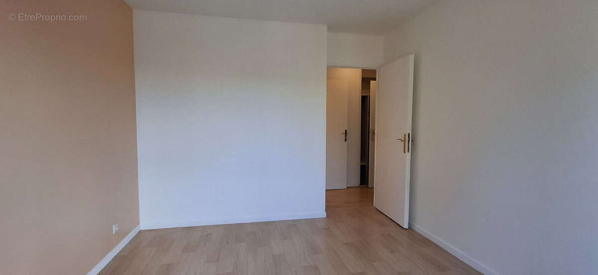 Appartement à VIGNEUX-SUR-SEINE