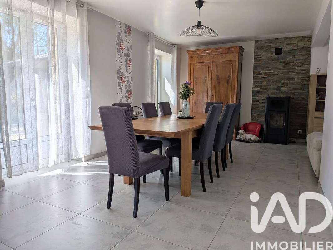 Photo 6 - Maison à LOUVIGNE-DU-DESERT