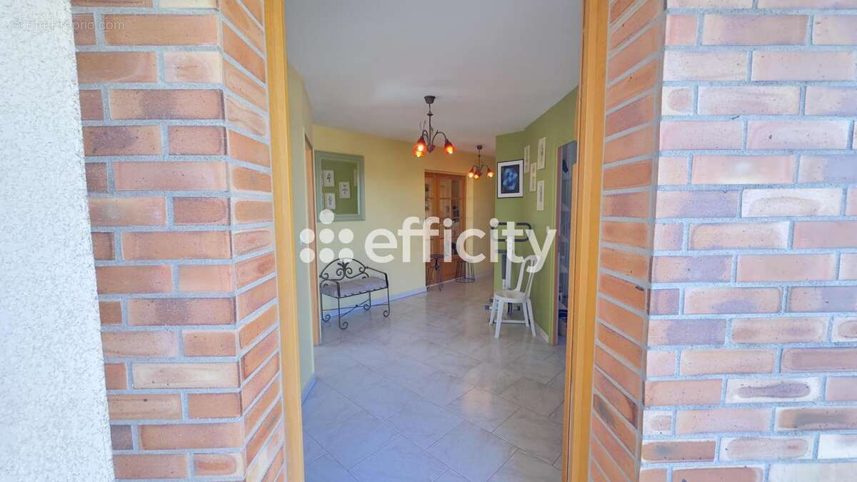 Maison à VALLON-PONT-D&#039;ARC