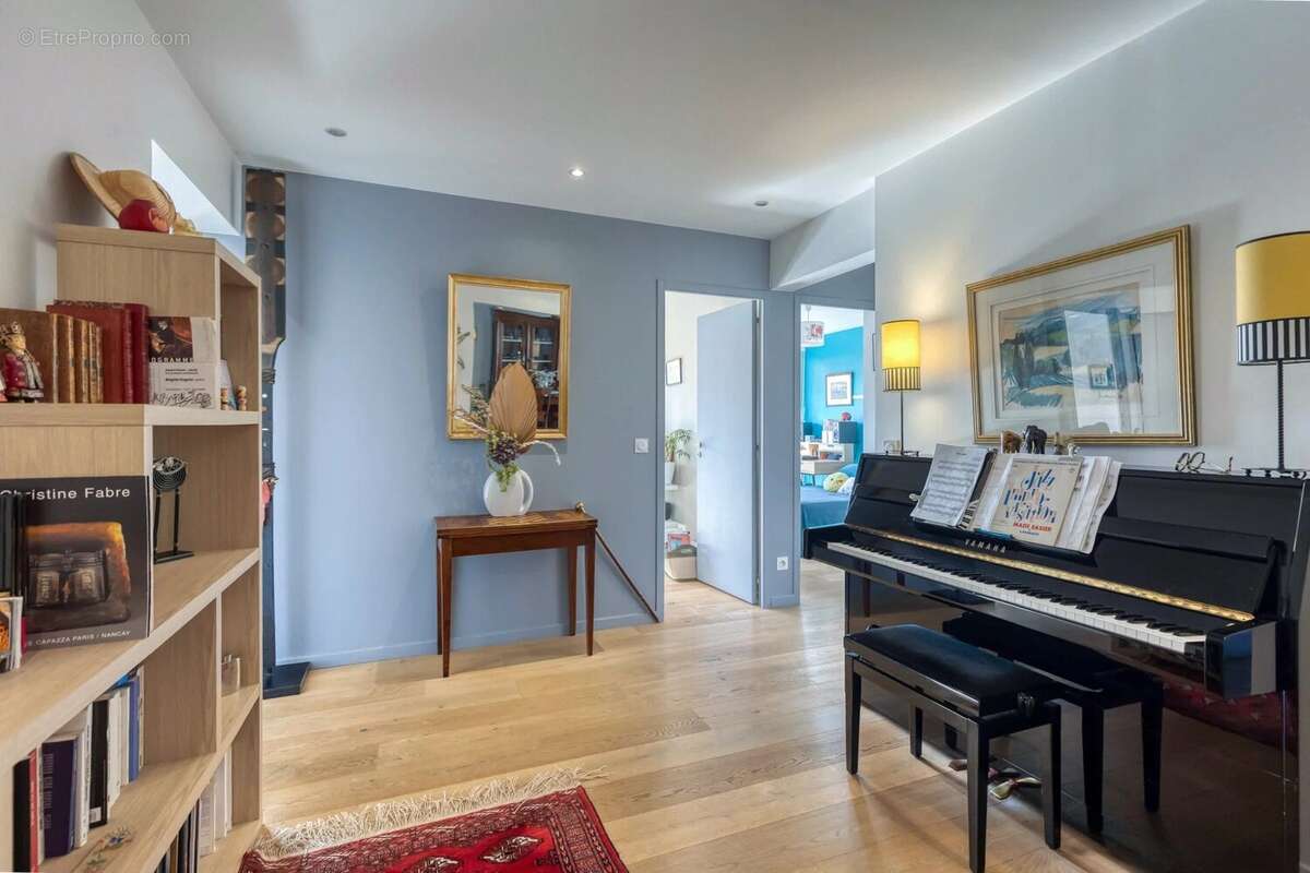 Appartement à MEYLAN