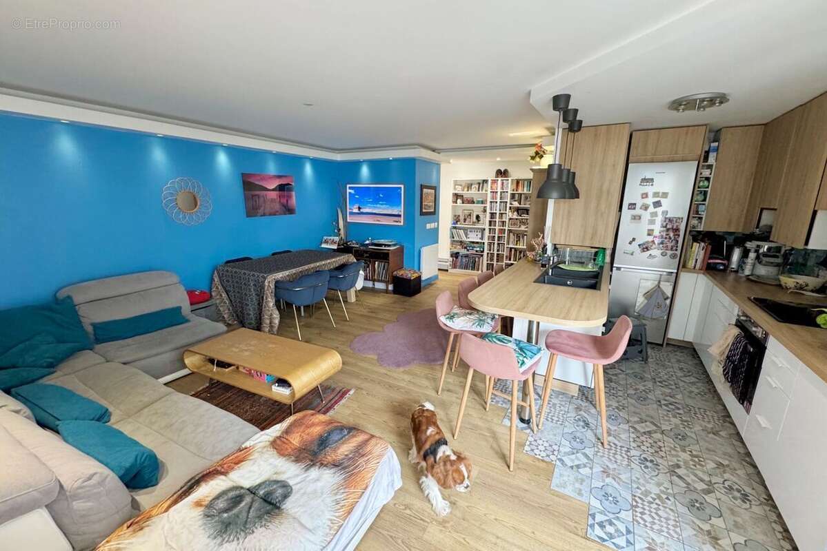 Appartement à LEVALLOIS-PERRET