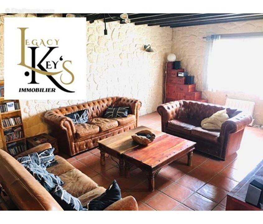 Maison à AMBARES-ET-LAGRAVE