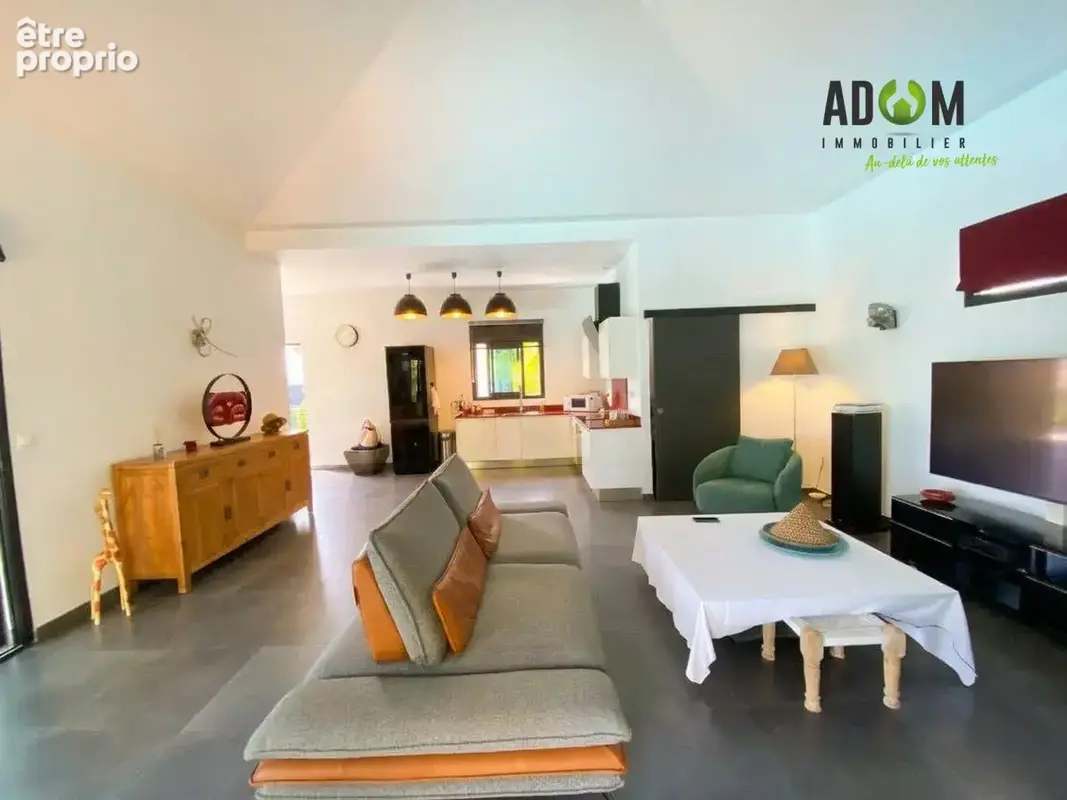 Maison 3 pièces 95 m² à vendre à Saint-Paul (97422) - photo 3