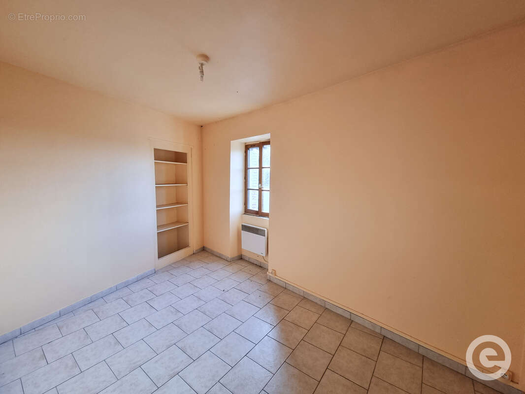 Maison à POUILLY-SUR-LOIRE