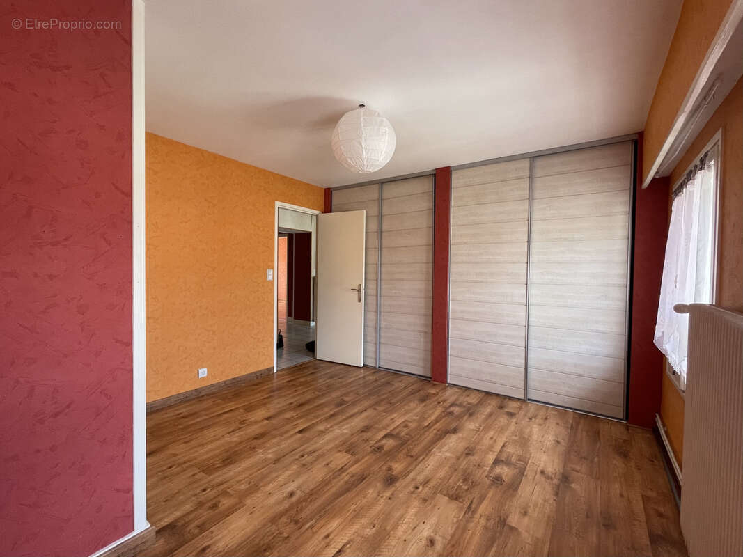 Appartement à YSSINGEAUX