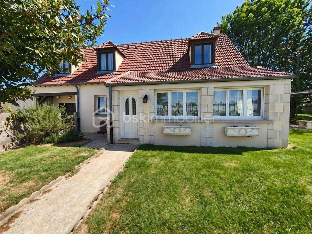 Maison à LA FERTE-SOUS-JOUARRE