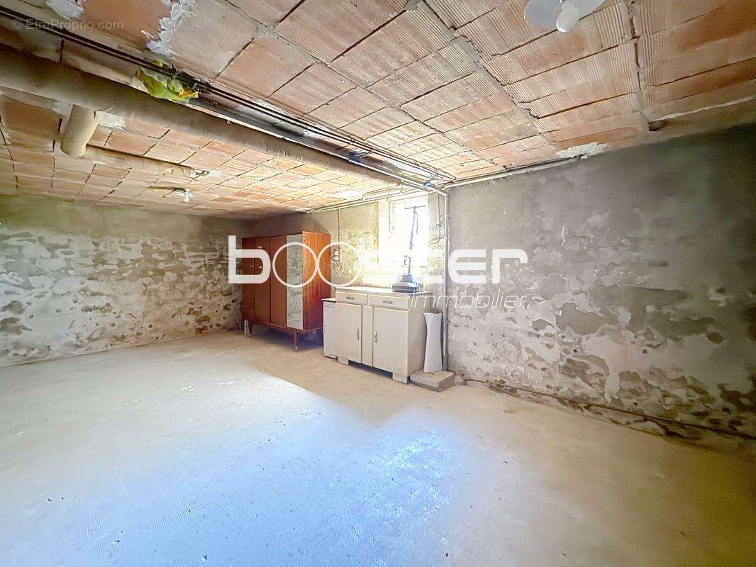 Maison à SAINT-YRIEIX-LA-PERCHE