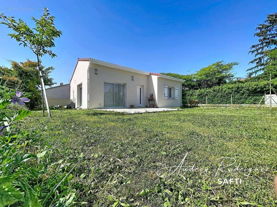 Photo 2 - Maison à CHANOS-CURSON