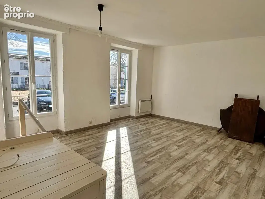 Propriété familiale de caractère au cœur du bourg - photo 5
