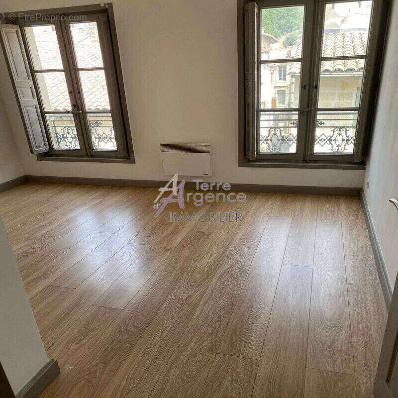 Appartement à BEAUCAIRE