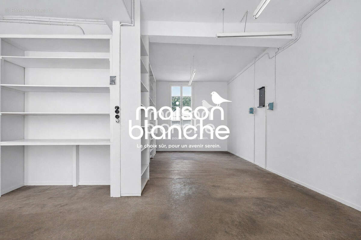 Appartement 145 m² à Rochefort  - photo 2