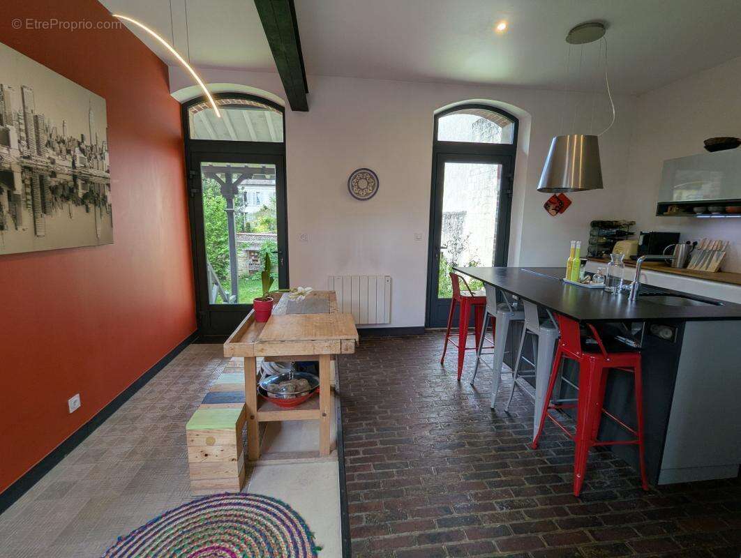 Maison À Vendre 5 chambres COMPIEGNE - - photo 3