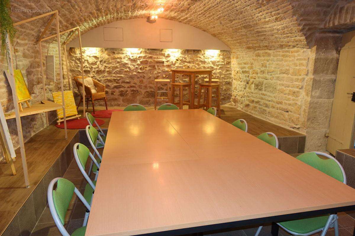 Maison à ECOLE-VALENTIN