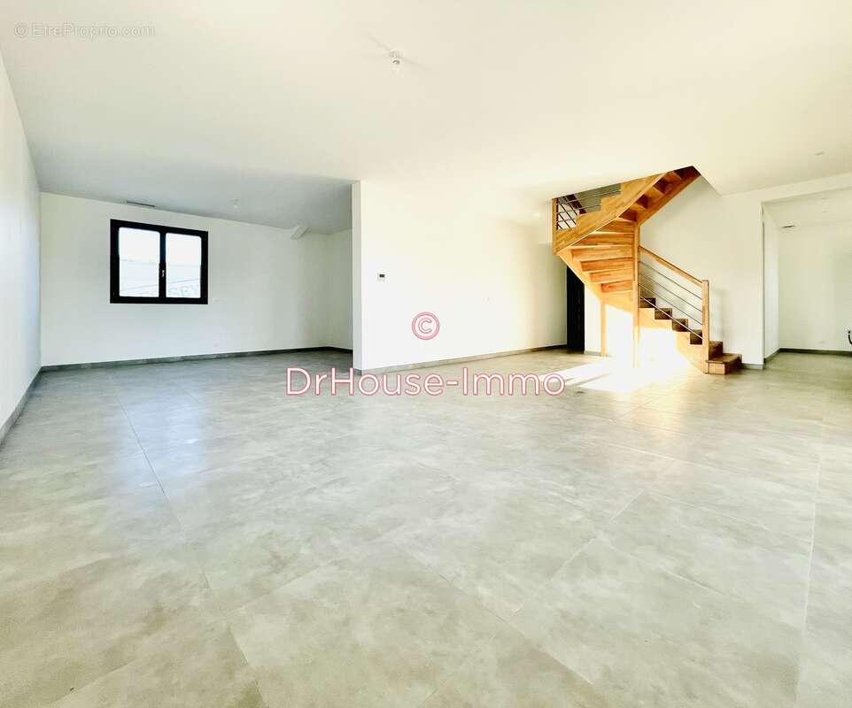 Maison à MURVIEL-LES-BEZIERS