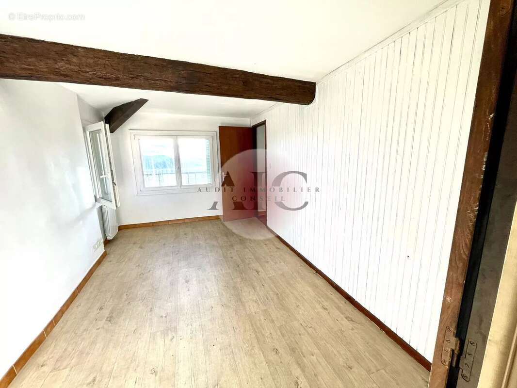 Appartement à FAYENCE