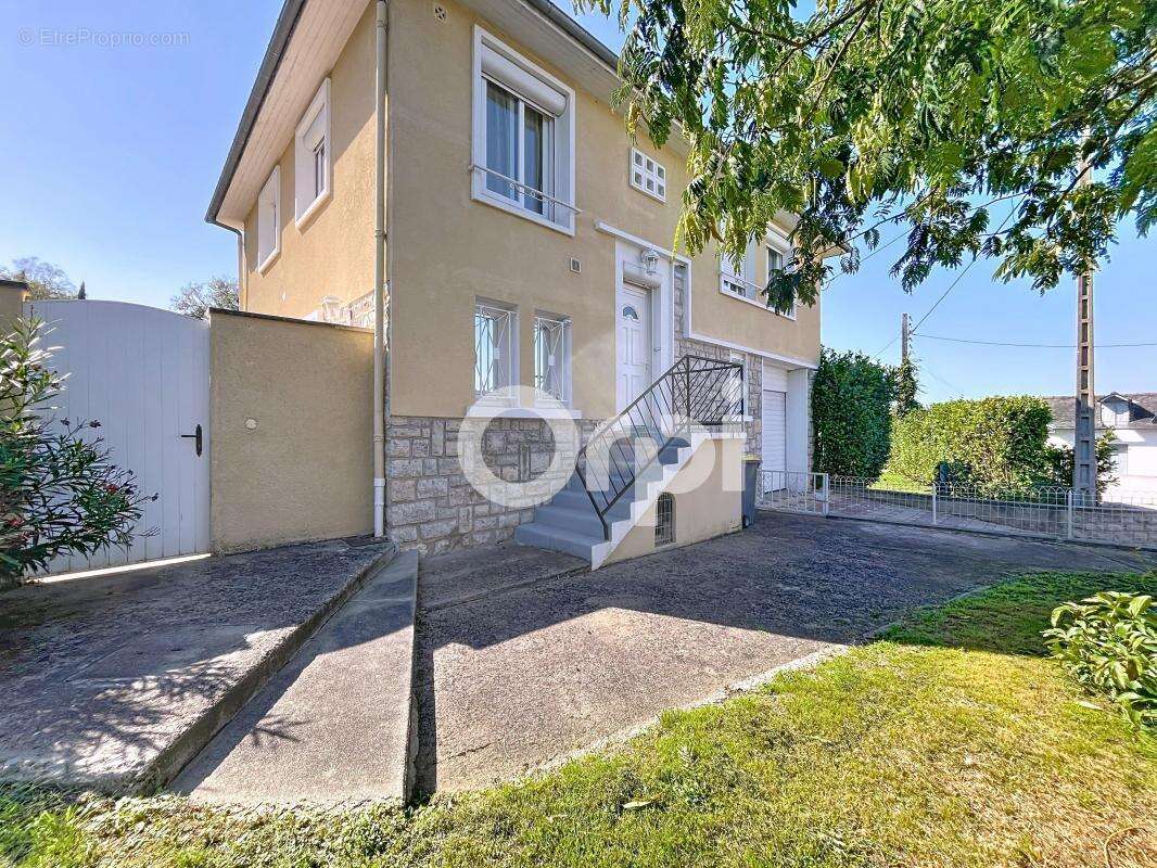 Maison à MALEMORT-SUR-CORREZE