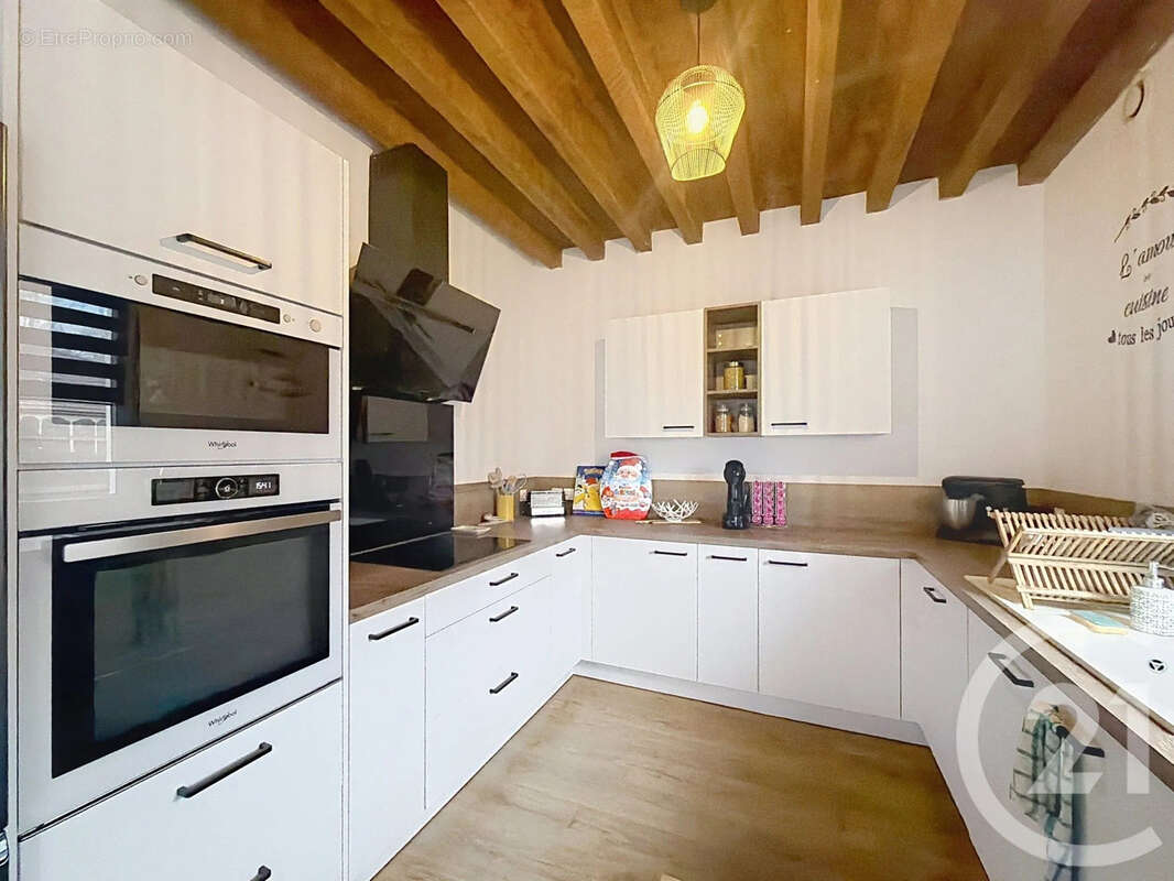 Maison à SAINT-PARRES-AUX-TERTRES