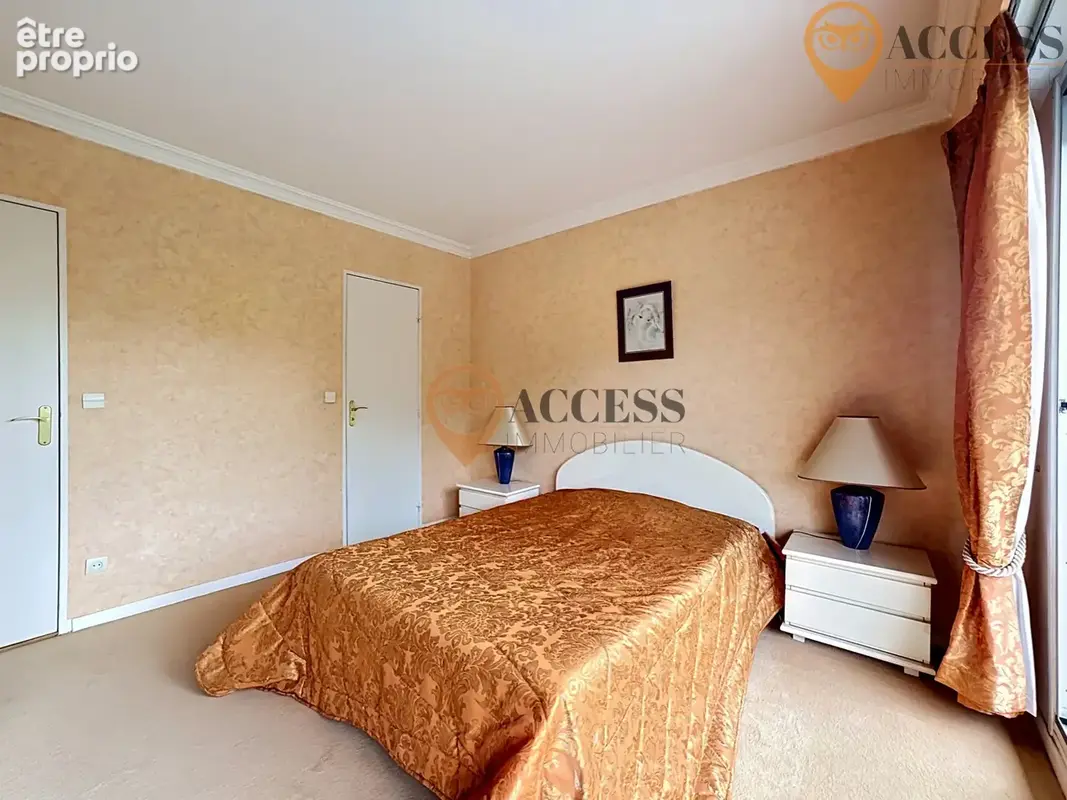MARGENCY - Appartement avec cave, balcon et parking - photo 5