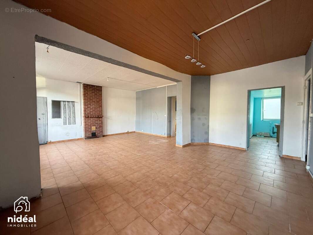 Maison à VIEUX-RENG