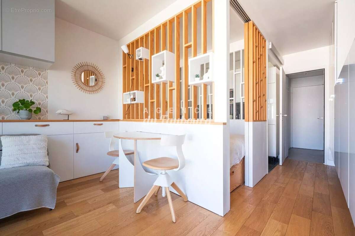 Appartement à PARIS-9E