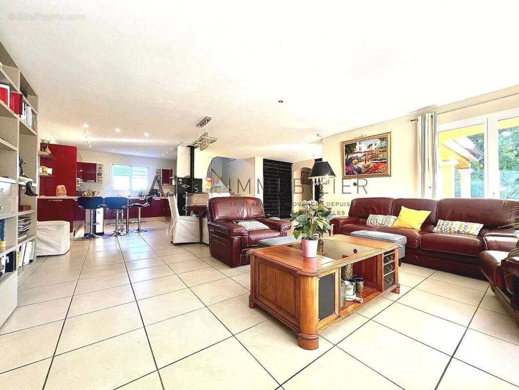 Maison à SAINT-ETIENNE-DU-GRES