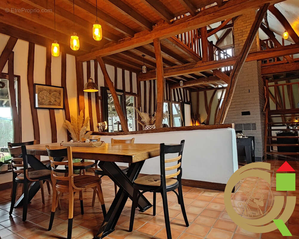 Maison à PARENTY