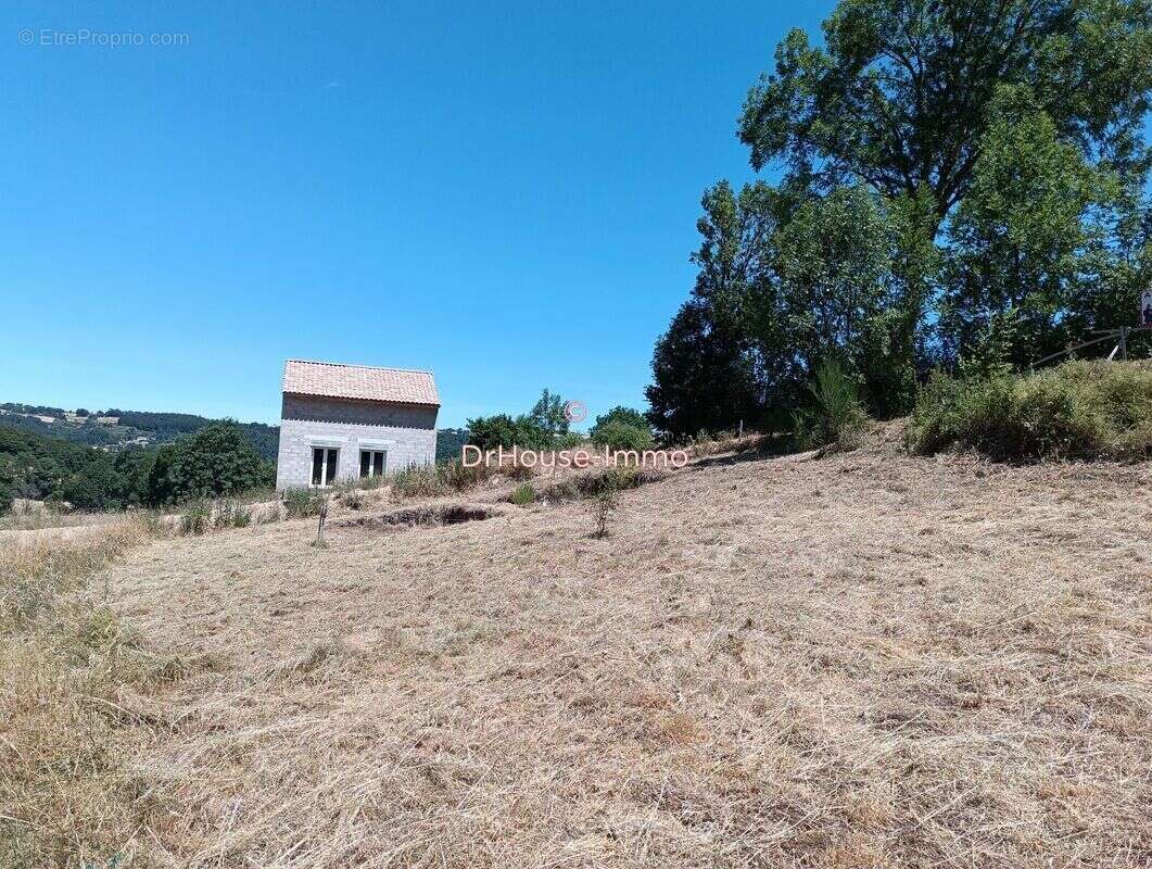 Terrain 2151 m² à Lafarre  - photo 4