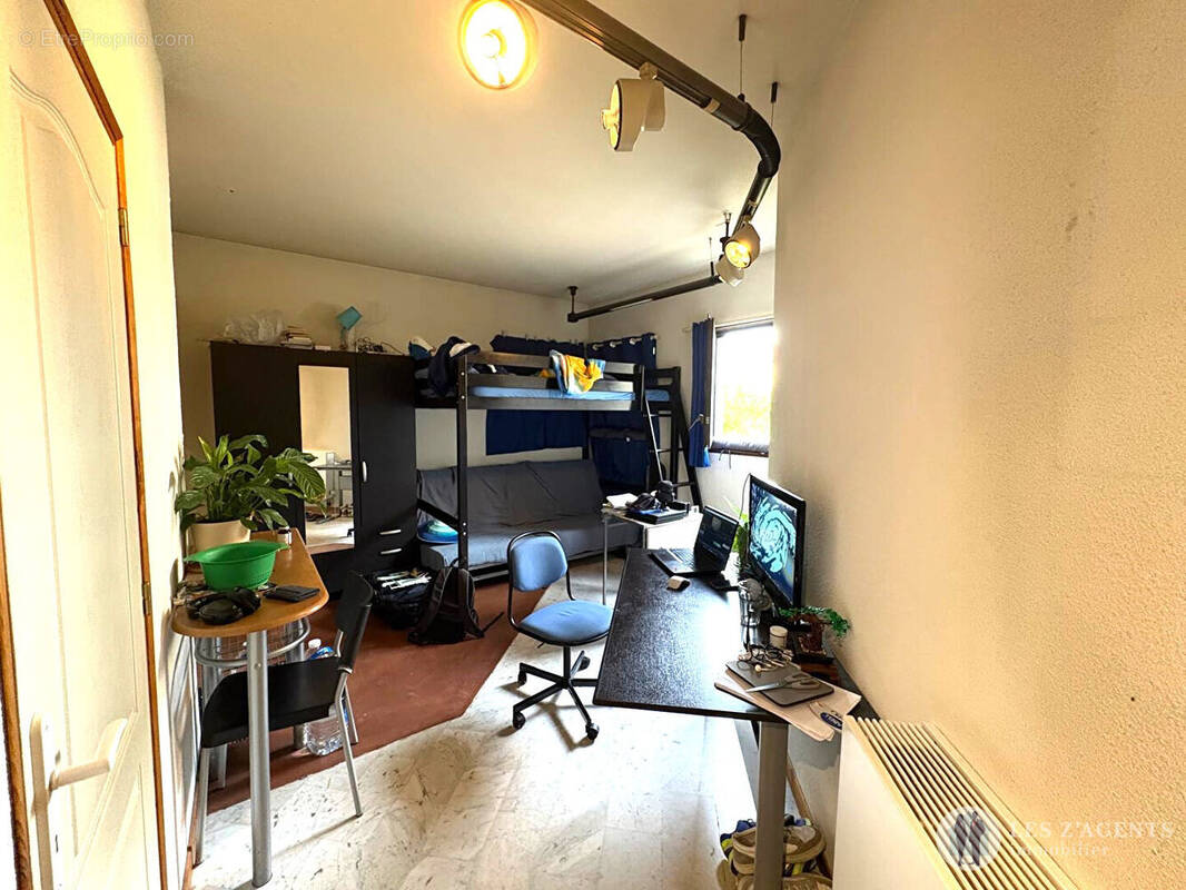 Appartement à SAINT-MARTIN-D'HERES