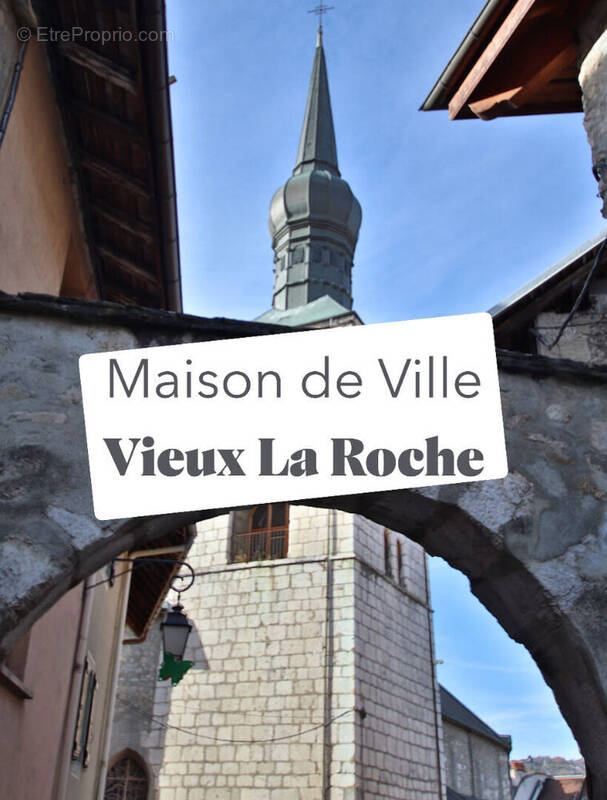 Maison à LA ROCHE-SUR-FORON